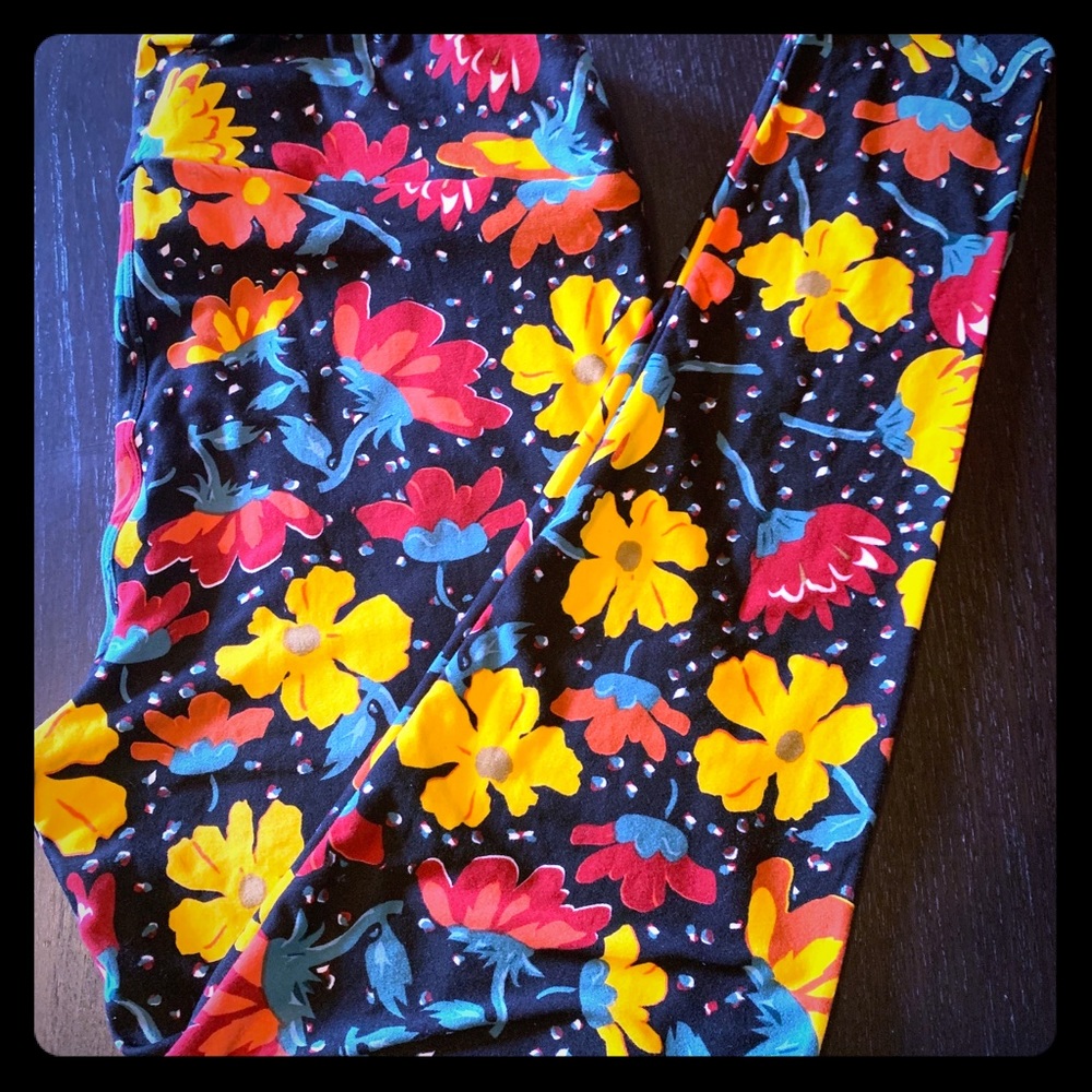 LuLaRoe floral TC leggings used but good condition